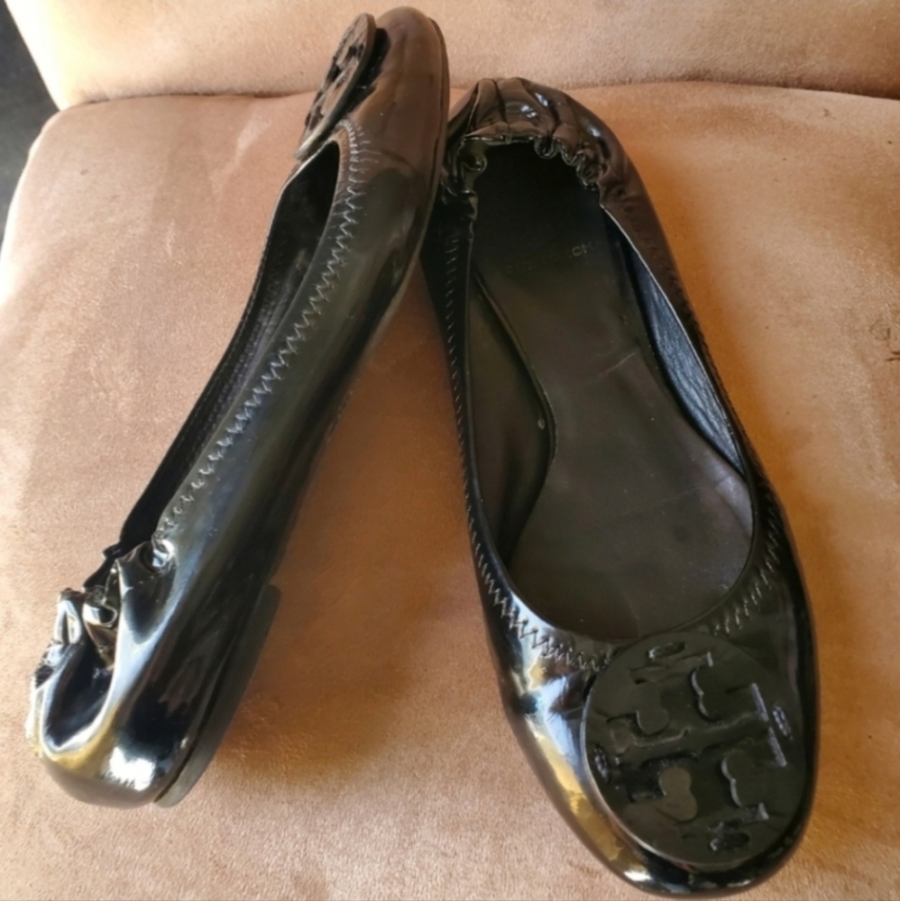 Tory Burch Reva Ballet Flats Black Classic Patent Leather Shoes Size 6.5